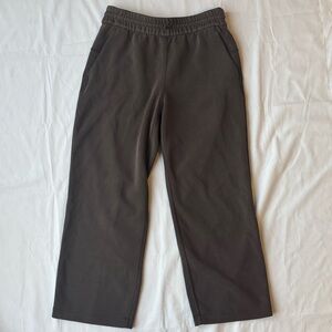 Lululemon Brown Softstreme Straight Leg Cropped Pant